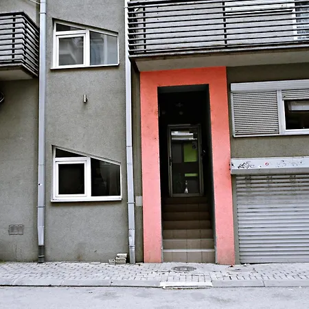 Apartment Sweet Basement Suteren Parking 5 Euro